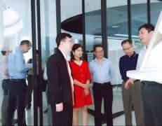 广东省工业和信息化局莅临开元官方版网站登录入口-开元(中国)调研制造业创新中心建设情况 